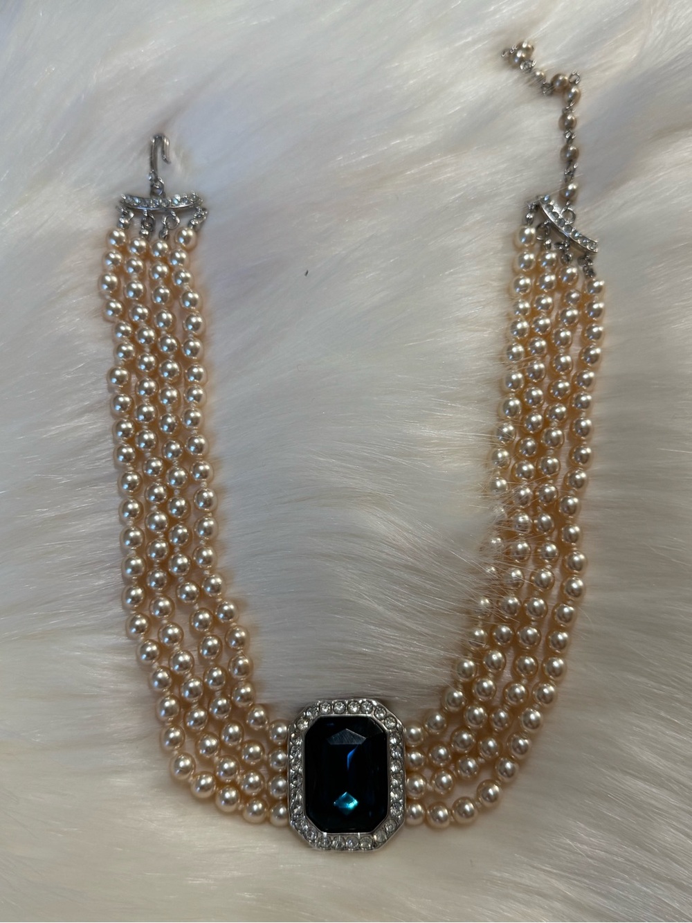 Kenneth Jay Lane KJL “Princess Diana”Style Choker Pearl Multi-Strand Necklace